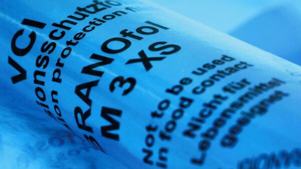 BRANOfol M3 Korrosionsschutzfolie BRANOfol M3 VCI-Folie mit aufgedruckten Korrosionsschutzinformationen zum zuverlässigen Schutz von Metallteilen während Lagerung und Transport.