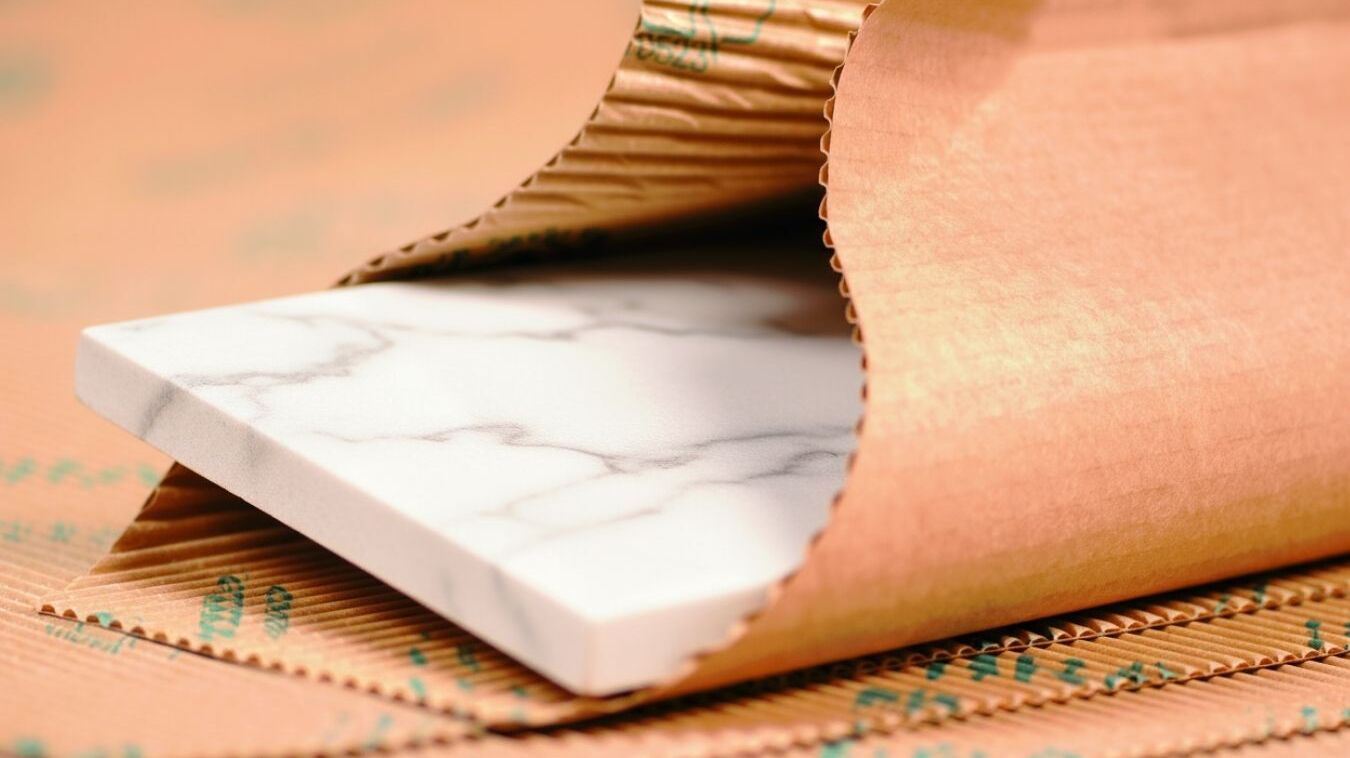 Carton ondulé BRANOseal pour la protection des carreaux Le carton ondulé BRANOseal protège efficacement les carreaux sensibles contre les rayures et les dommages pendant le stockage, le transport et la pose.